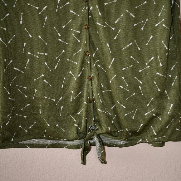 All in Love Women's Green Arrow Print Cap Sleeve Button-Up Knot Front Top Size M - Picture 3 of 4